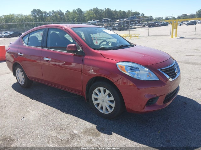 Salvage Nissan Versa Image