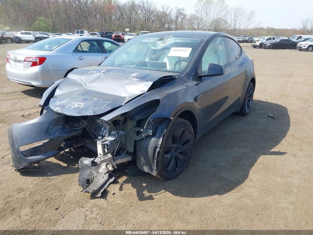 Tesla Model Y Long Range Dual Motor All-wheel Drive