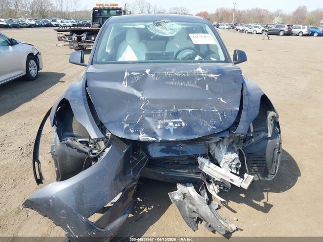 Tesla Model Y Long Range Dual Motor All-wheel Drive