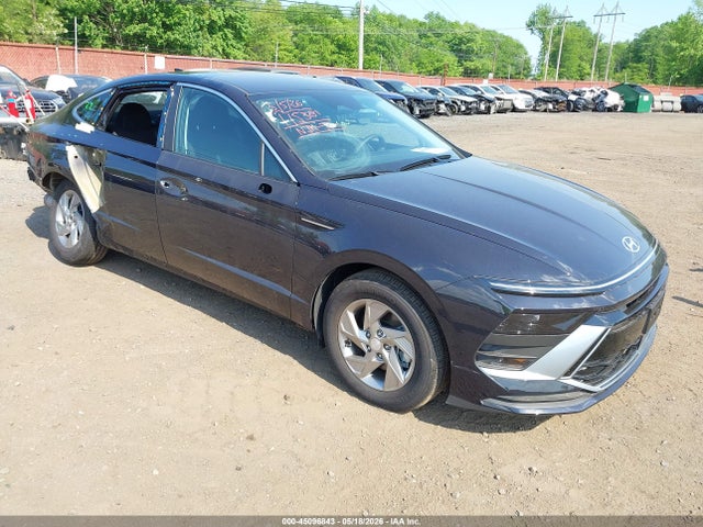 Salvage Hyundai SONATA Image