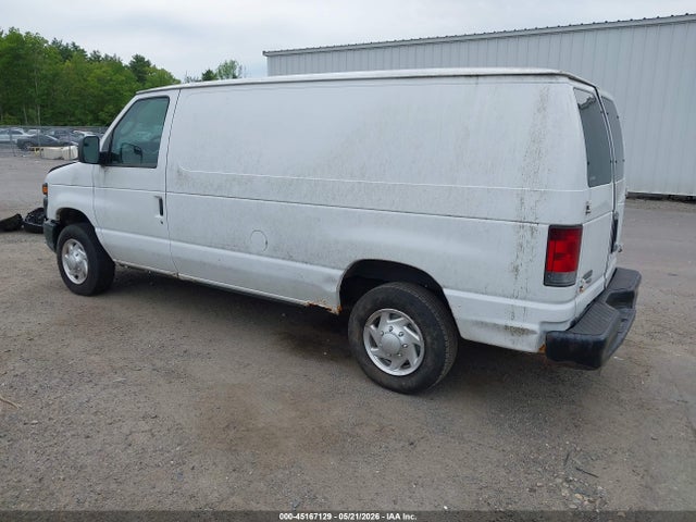 Ford E-150 Commercial