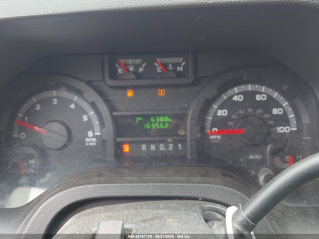 Ford E-150 Commercial