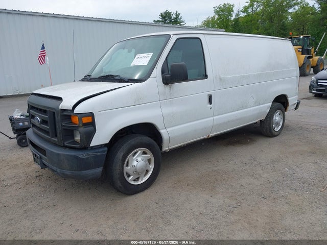 Ford E-150 Commercial
