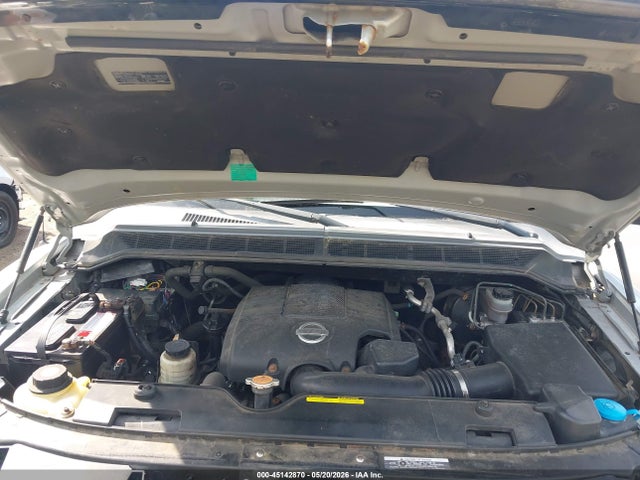 Nissan Titan Se