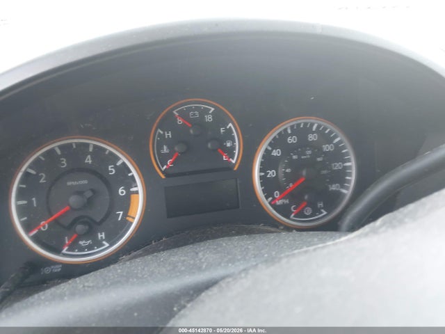 Nissan Titan Se