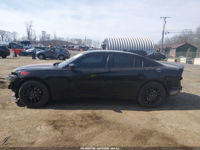 Dodge Charger Sxt Awd