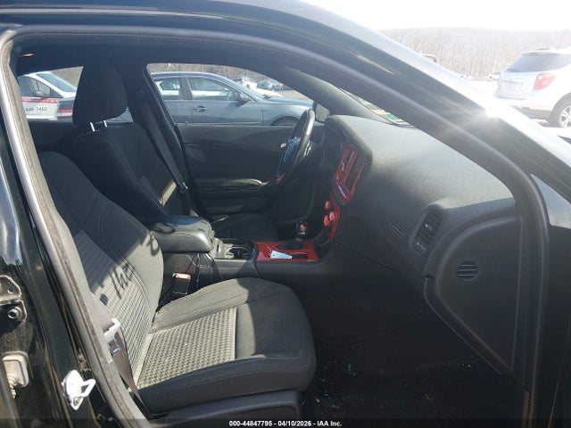 Dodge Charger Sxt Awd