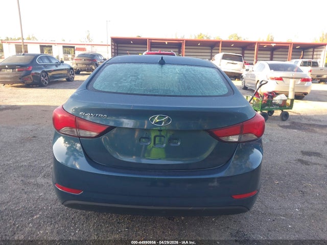 Hyundai ELANTRA Se