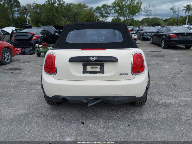 MINI Convertible Cooper