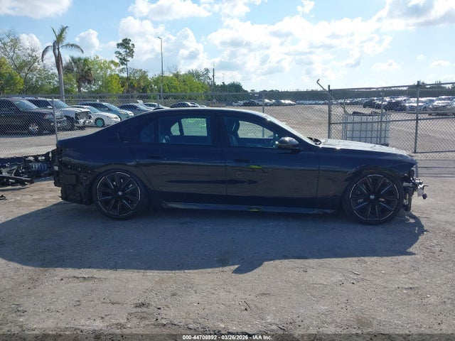 BMW 7 Series I
