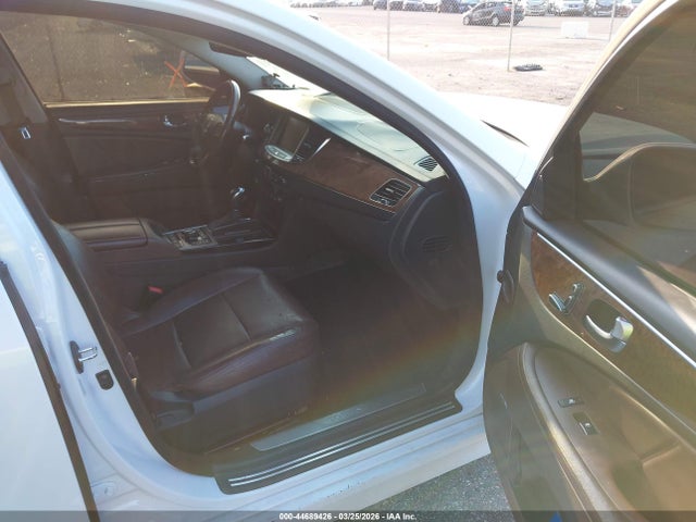 Hyundai Equus Signature
