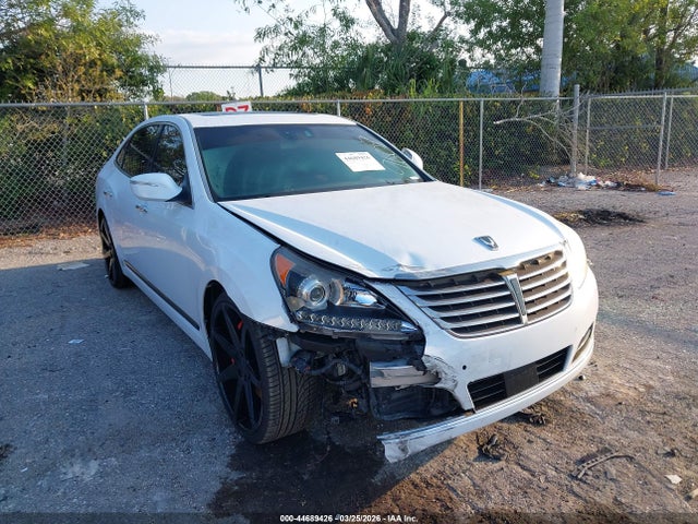 Hyundai Equus Signature