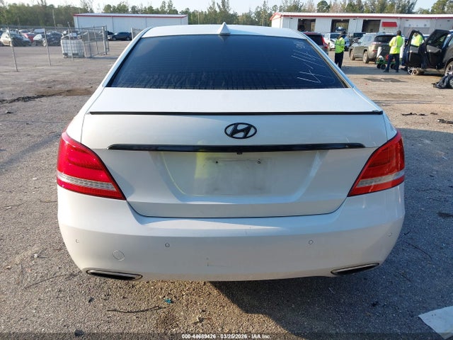 Hyundai Equus Signature