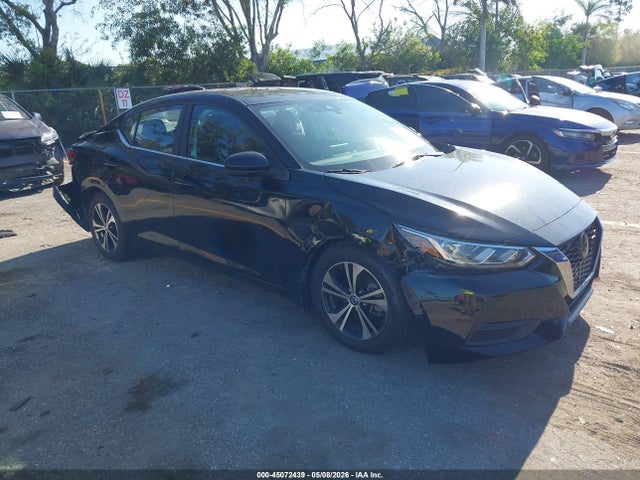 Salvage Nissan Sentra Image