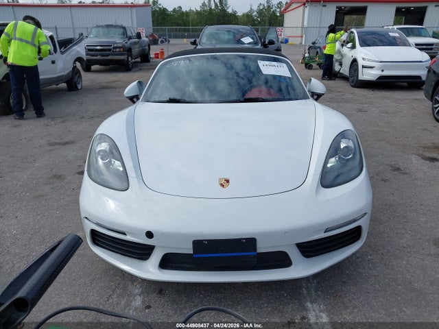 Porsche 718 Boxster S