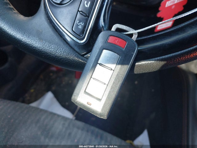 Mitsubishi Outlander 2.0 Se
