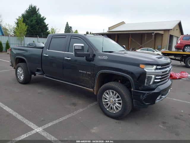 Salvage Chevrolet Silverado 3500 Image