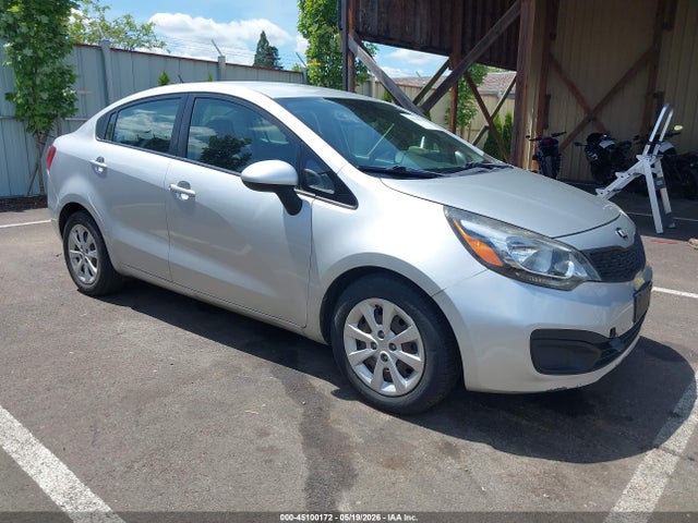 Salvage Kia Rio Image