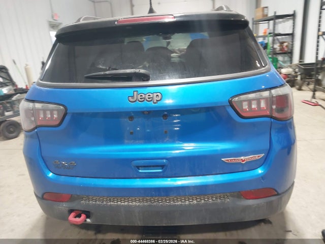 Jeep Compass Trailhawk 4x4