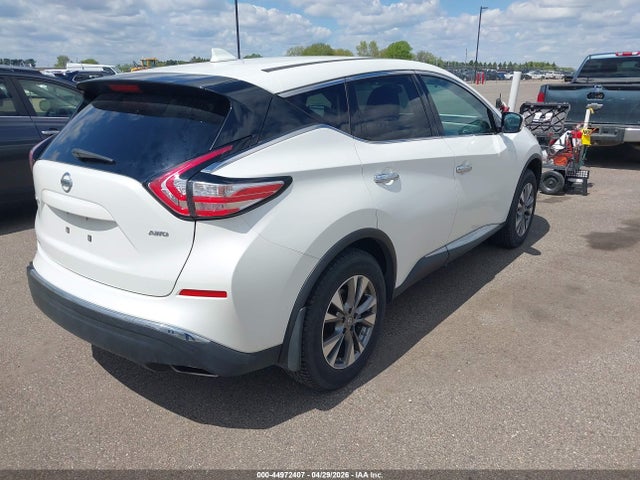Nissan Murano S
