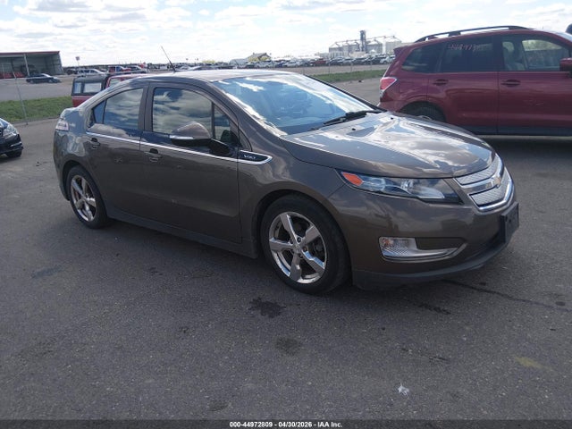 Salvage Chevrolet Volt Image
