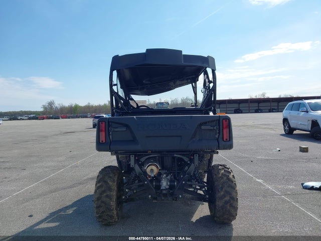 Honda Sxs700 M2