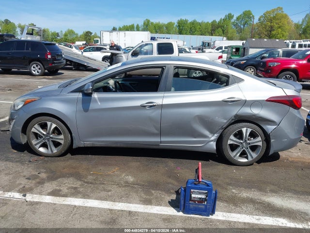 Hyundai ELANTRA Sport