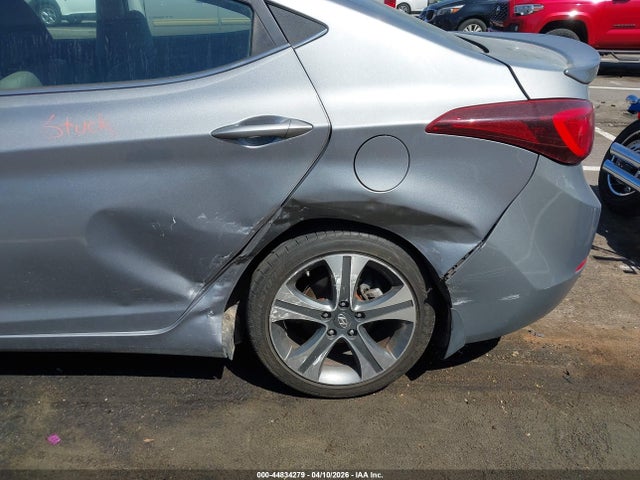 Hyundai ELANTRA Sport