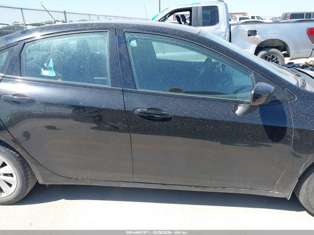 Dodge Dart Sxt