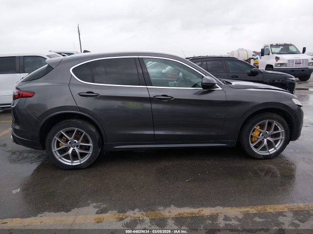 Alfa Romeo Stelvio Ti Awd