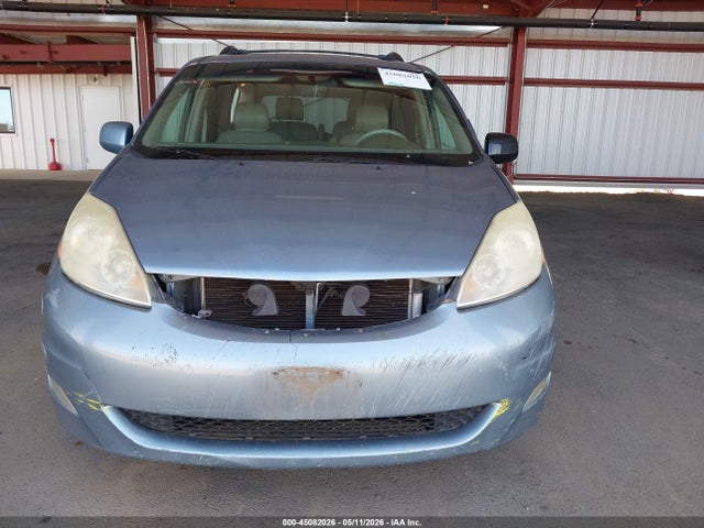 Toyota Sienna Xle