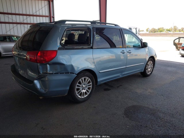Toyota Sienna Xle