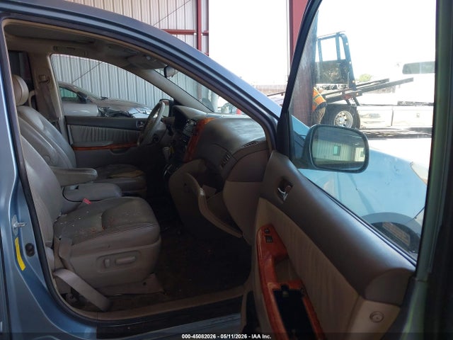 Toyota Sienna Xle