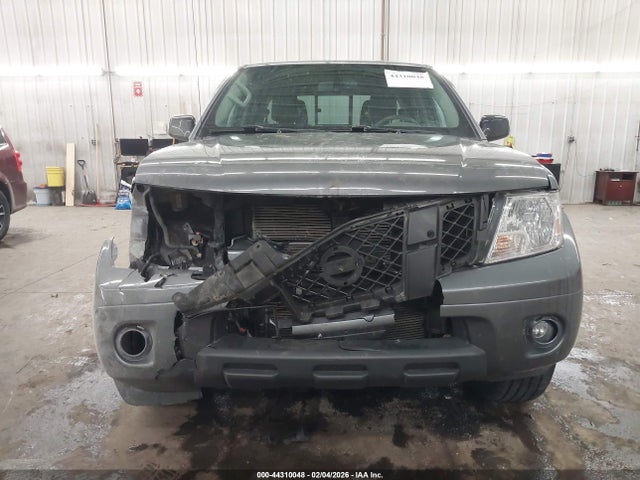 Nissan Frontier Sv 4x4