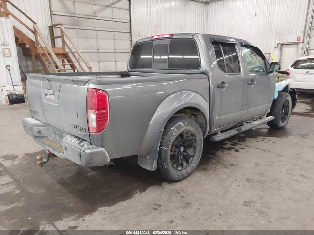 Nissan Frontier Sv 4x4