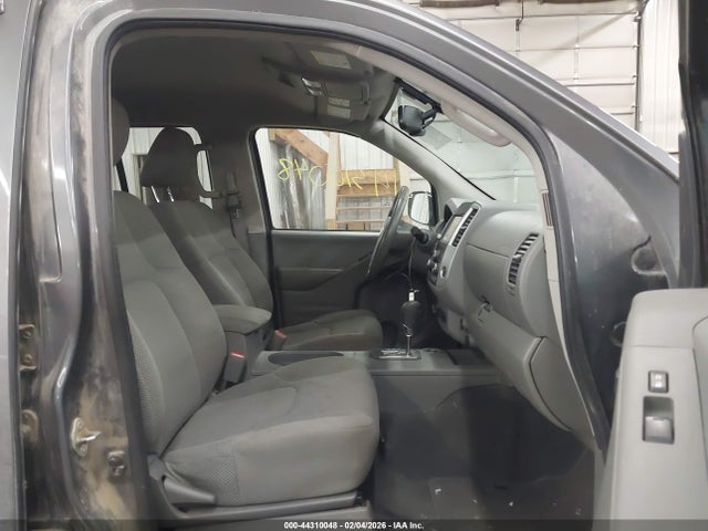 Nissan Frontier Sv 4x4