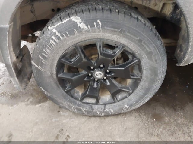Nissan Frontier Sv 4x4