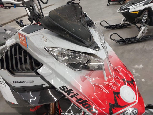 Ski-doo Summit 800