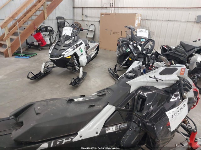 Ski-doo Summit 800