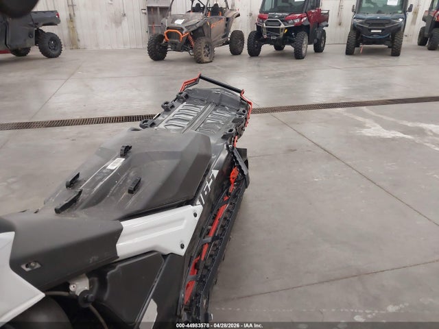 Ski-doo Summit 800
