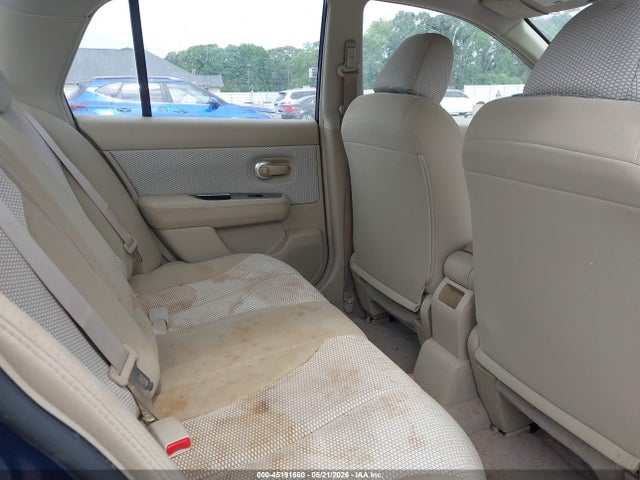 Nissan Versa 1.8sl