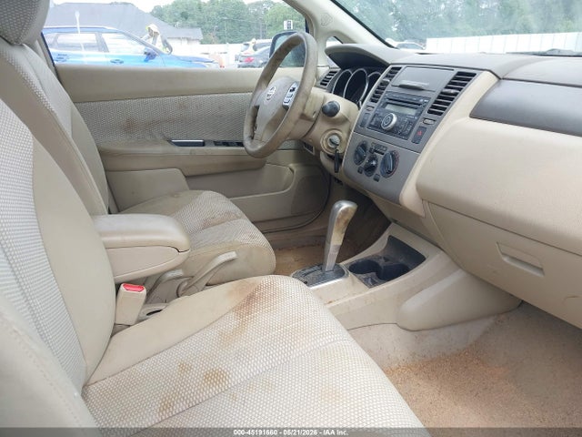 Nissan Versa 1.8sl