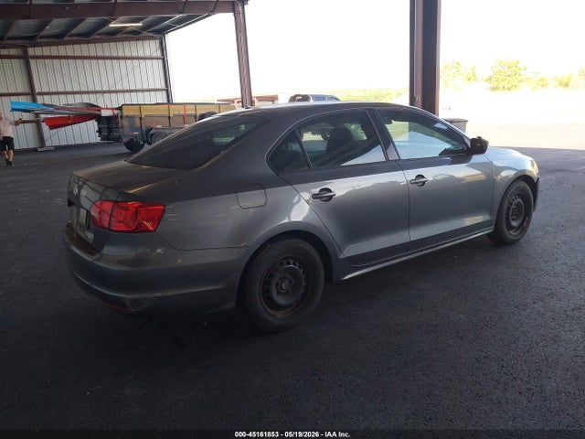 Volkswagen Jetta 2.0l S