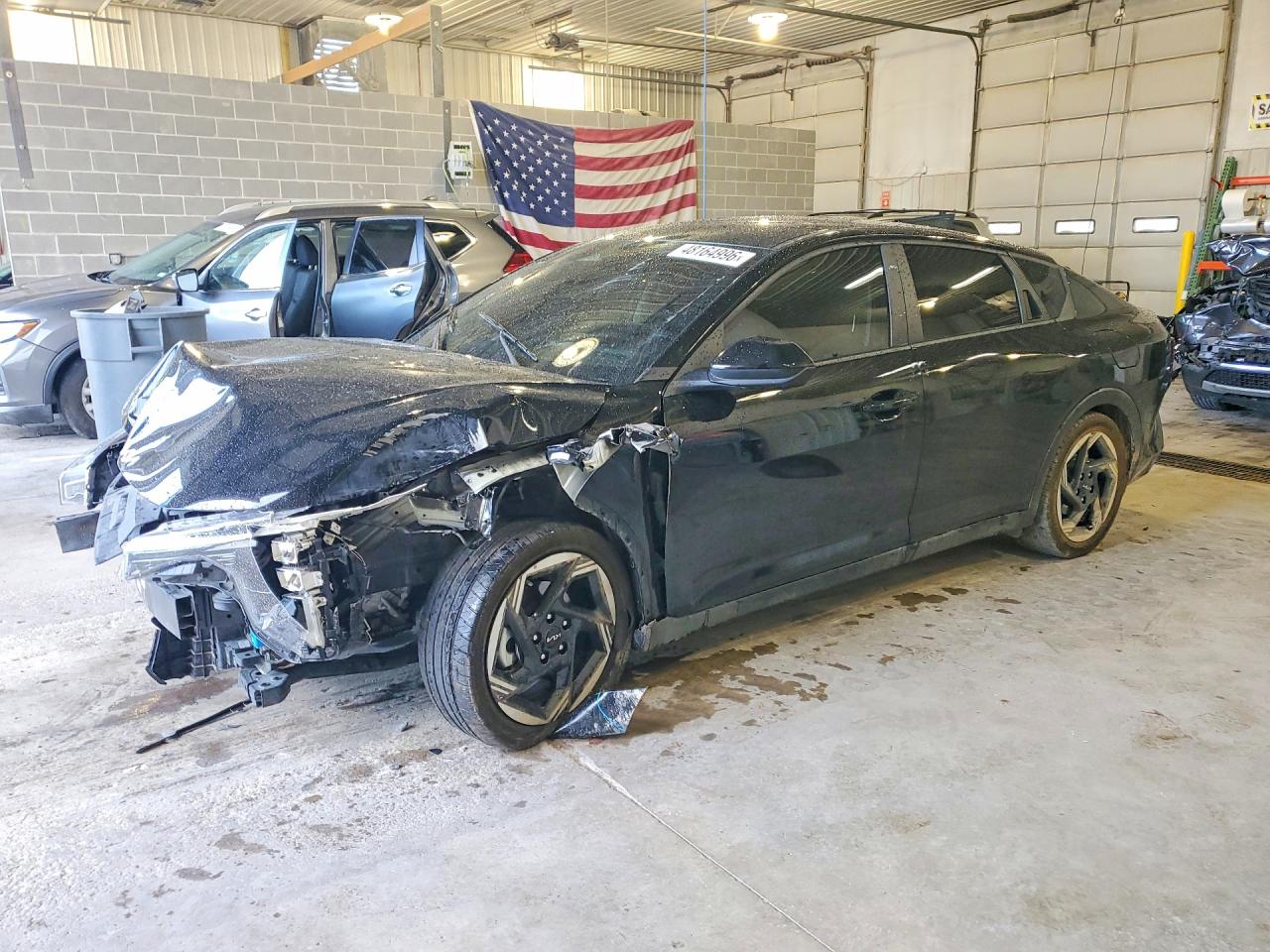 Salvage Kia K4 Image