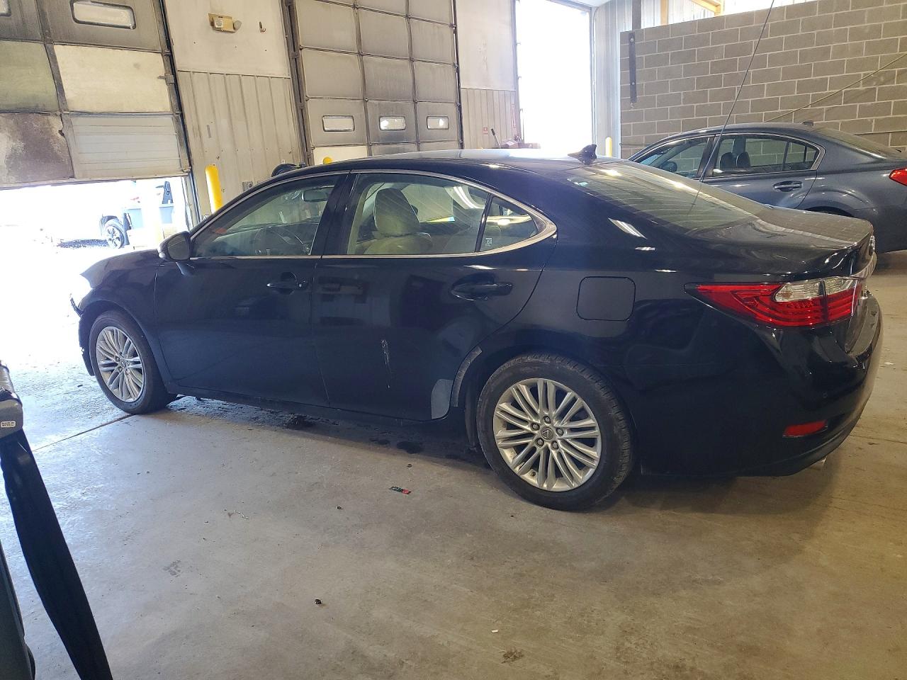 Lexus Es Base