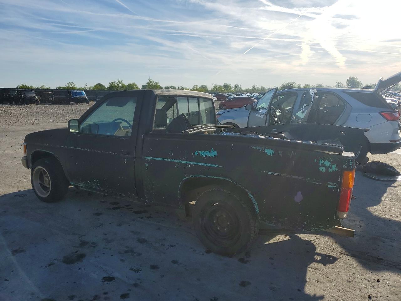 Nissan D21 Short Bed