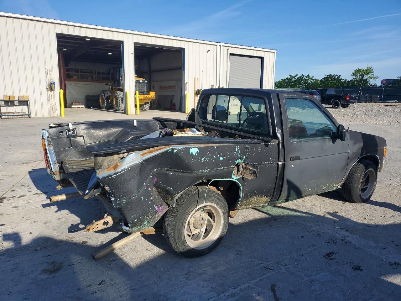 Nissan D21 Short Bed
