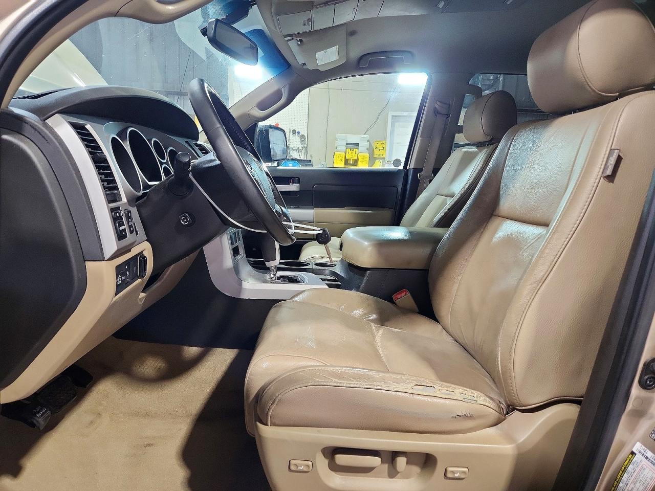 Toyota Tundra Crewmax Limited