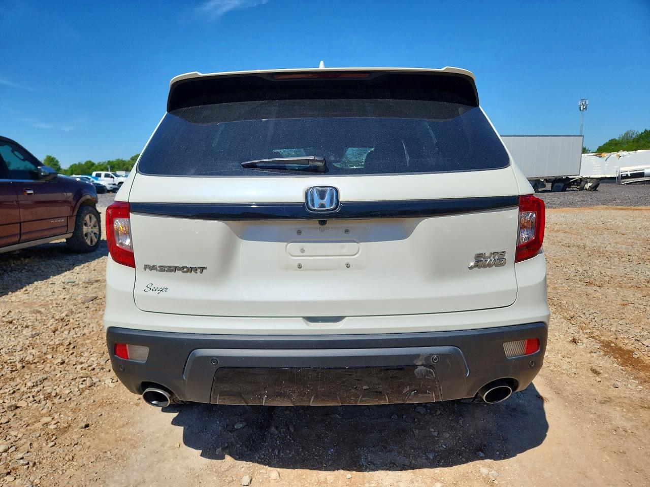 Honda Passport Elite