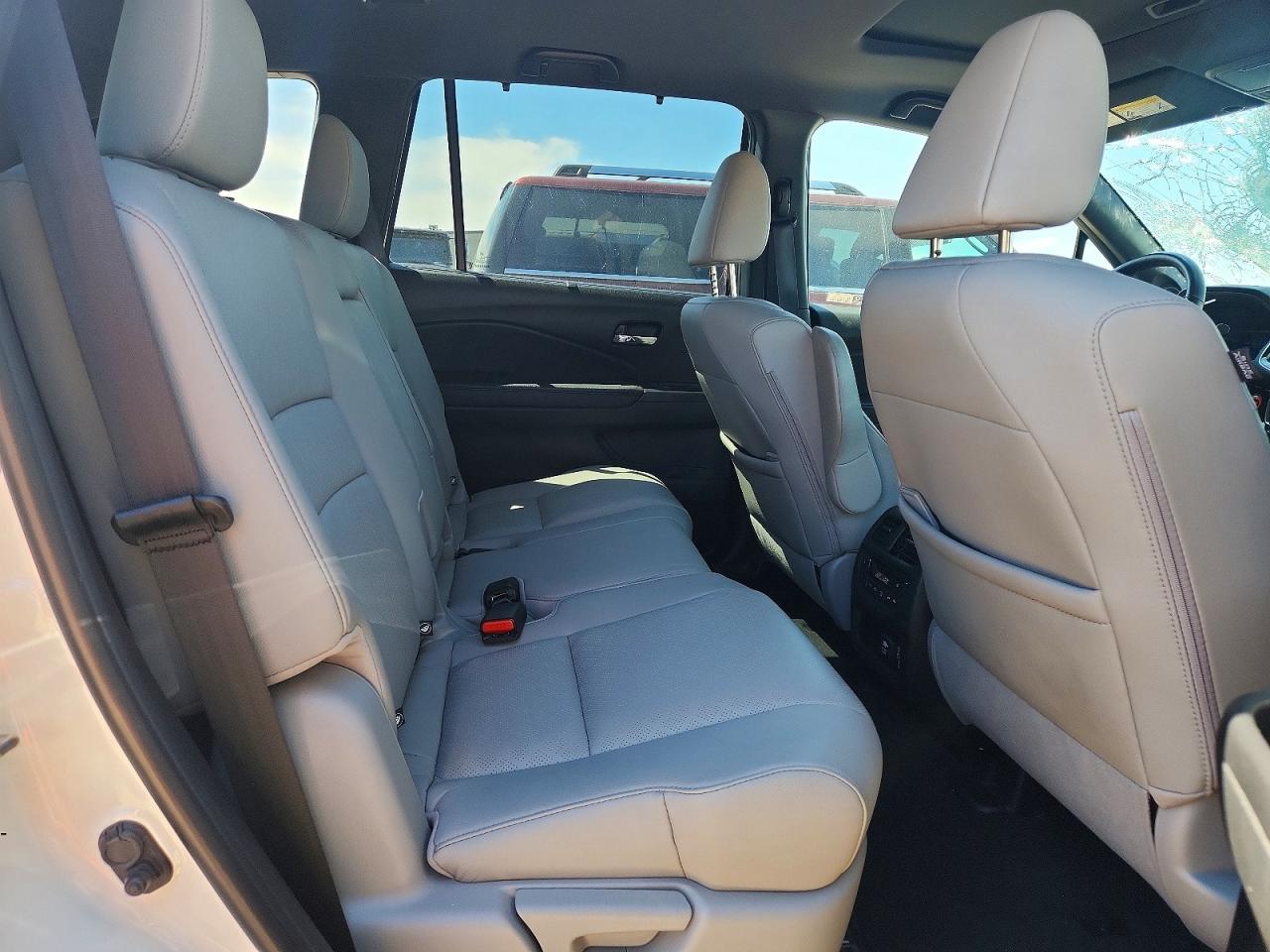 Honda Passport Elite